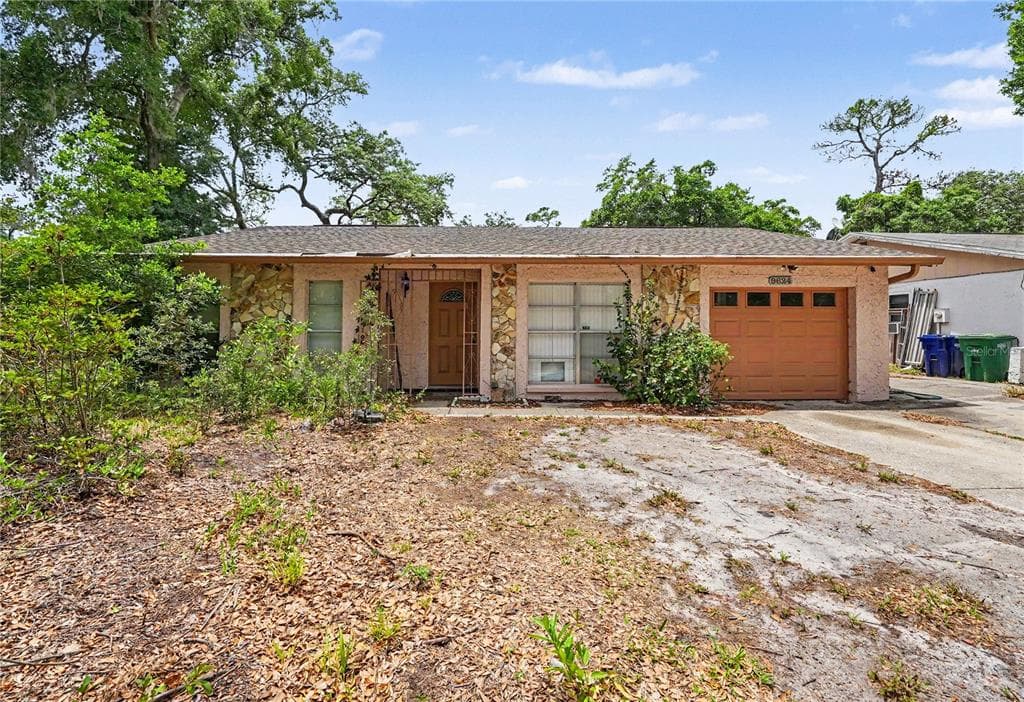 9624 HIDDEN OAKS CIRCLE TAMPA, FL 33612