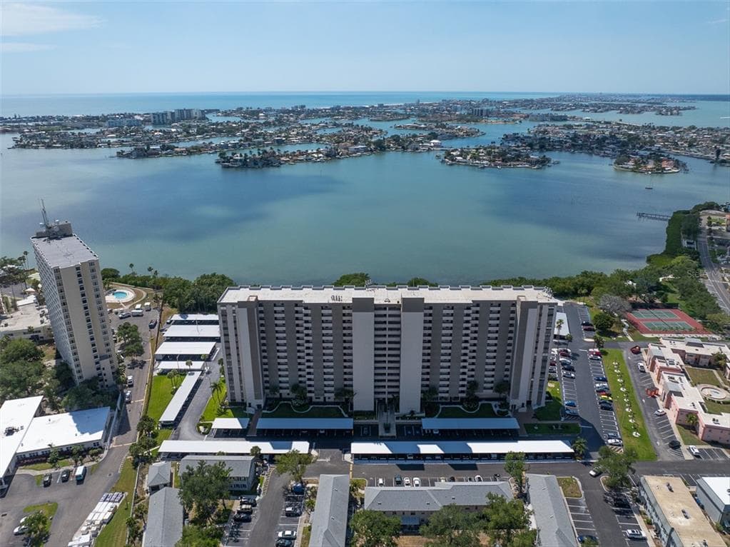 7050 SUNSET DRIVE S UNIT 302 SOUTH PASADENA, FL 33707