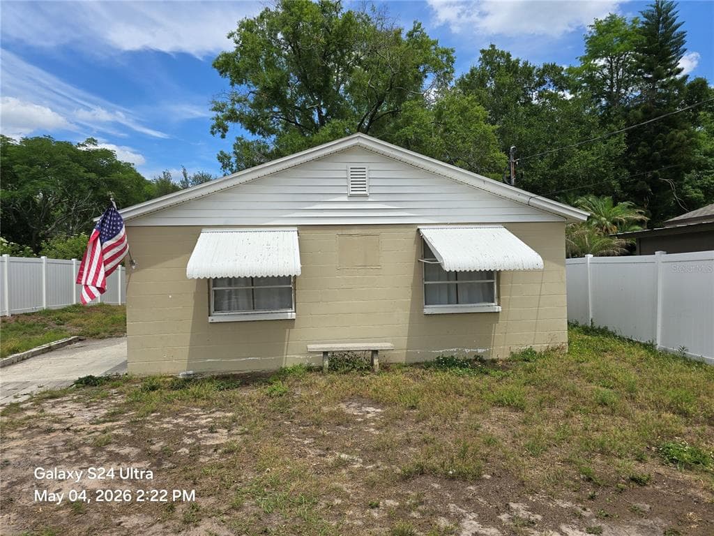 12111 HILL STREET TAMPA, FL 33612