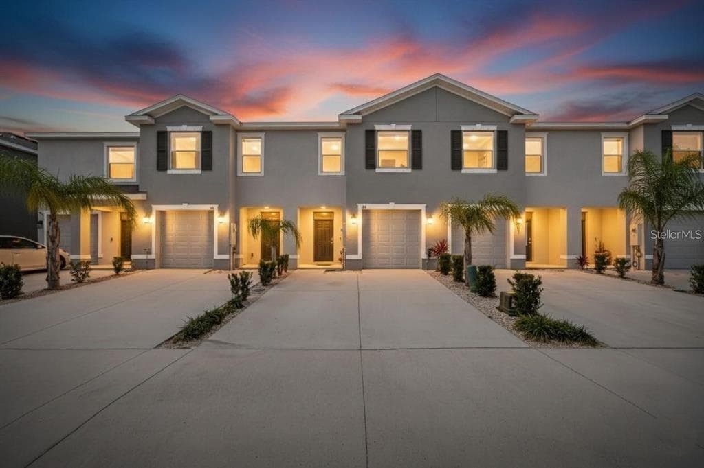188 MANGROVE SHADE CIRCLE APOLLO BEACH, FL 33572