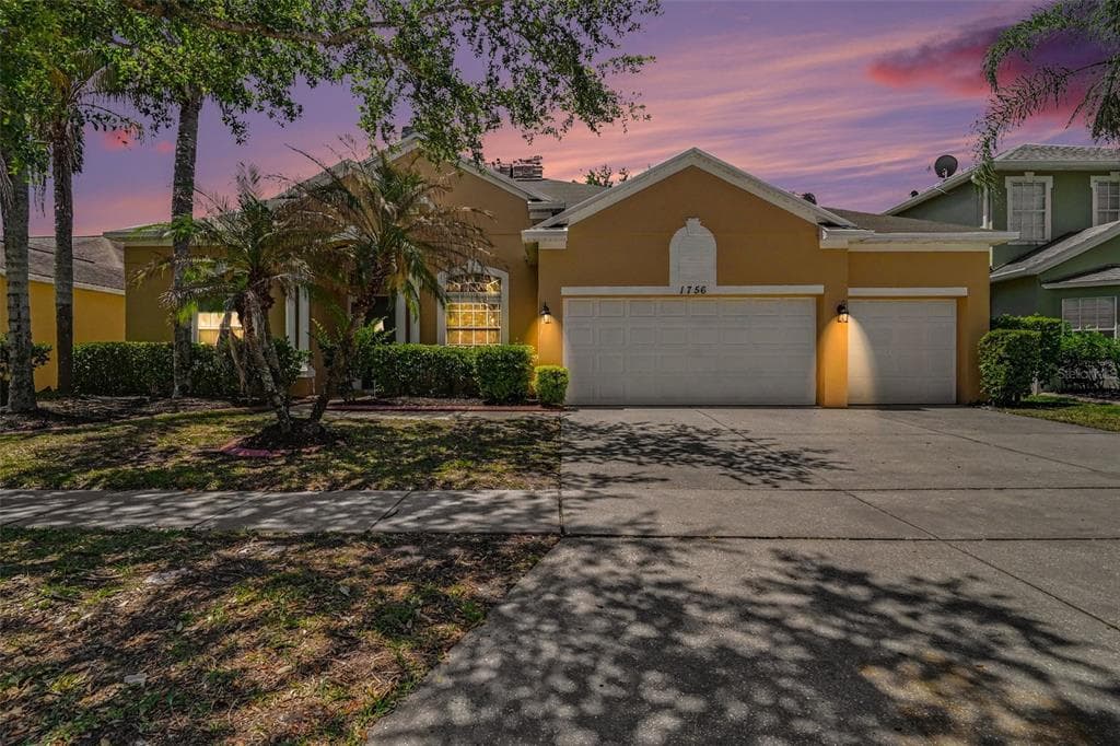 1756 CROWN HILL BOULEVARD ORLANDO, FL 32828