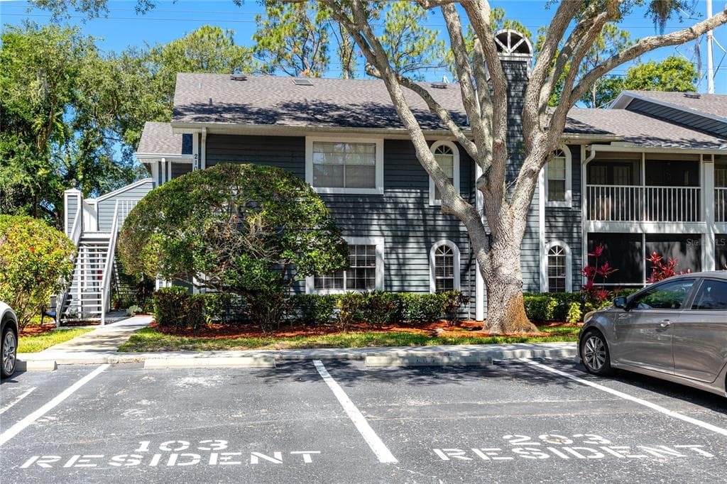 2101 FOX CHASE BOULEVARD UNIT 107 PALM HARBOR, FL 34683