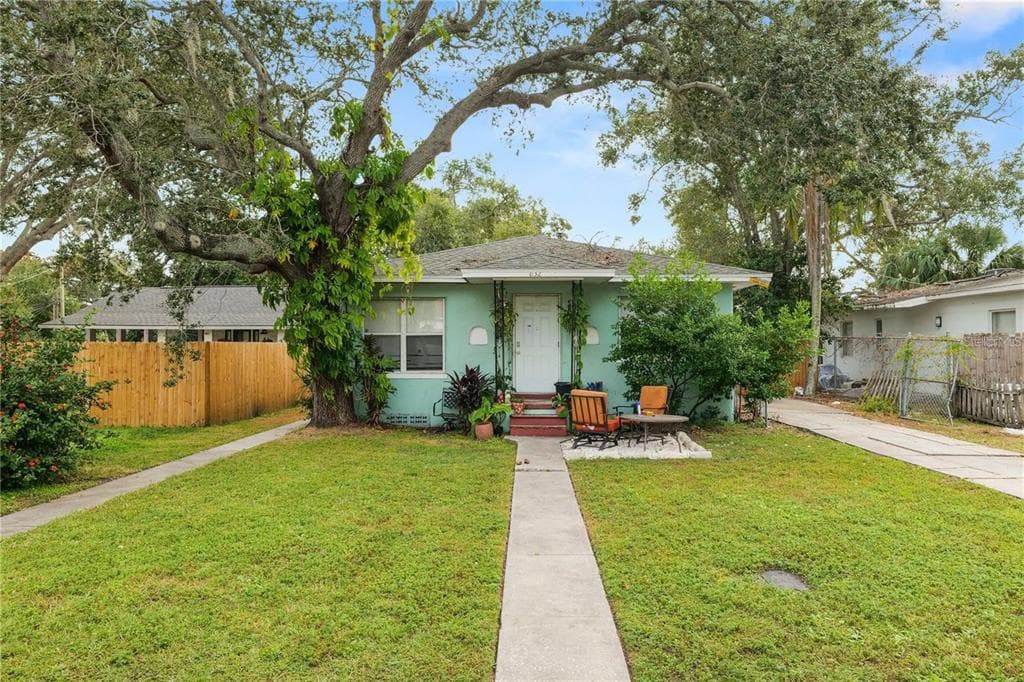 832 20TH AVENUE S UNIT 830 ST PETERSBURG, FL 33705