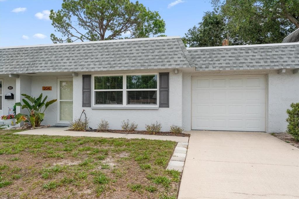 204 MINDY DRIVE LARGO, FL 33771