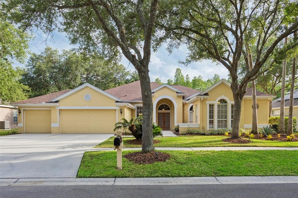 5306 REFLECTIONS BOULEVARD LUTZ, FL 33558