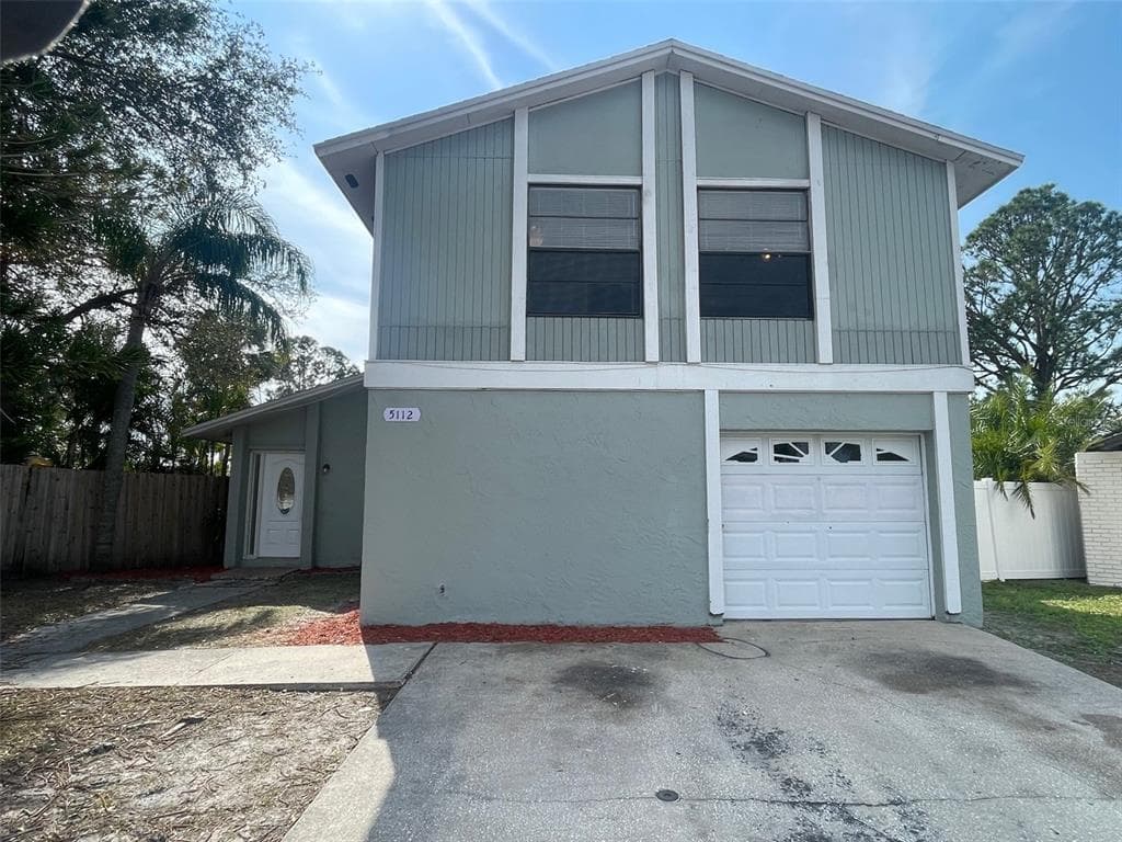 5112 BONNEDALE COURT TAMPA, FL 33624