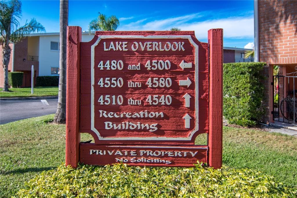 4570 OVERLOOK DRIVE NE UNIT 179 ST PETERSBURG, FL 33703