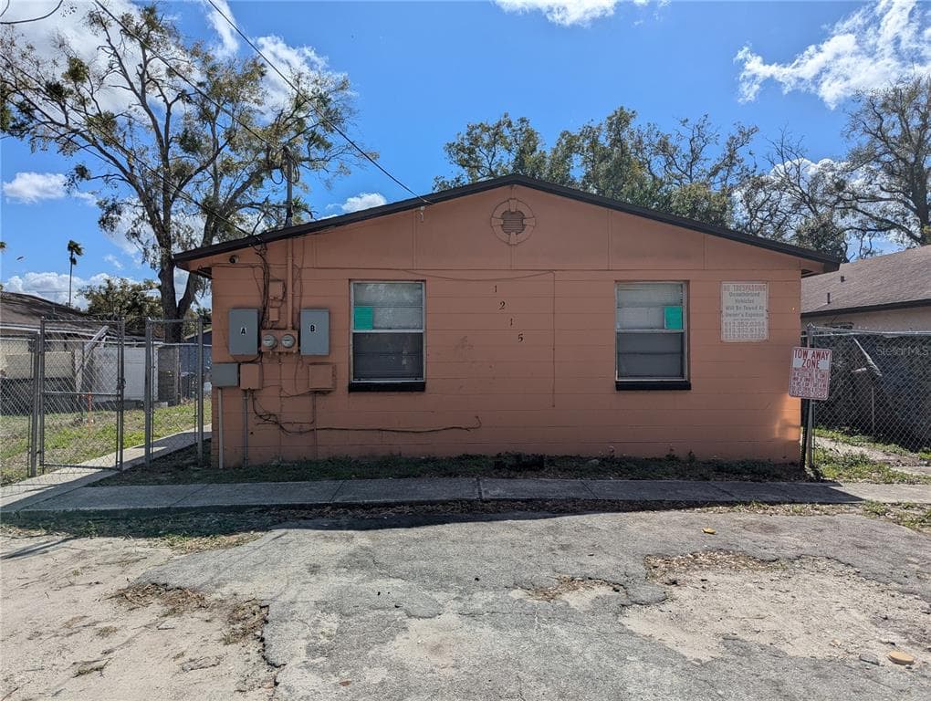 1215 E 108TH AVENUE TAMPA, FL 33612