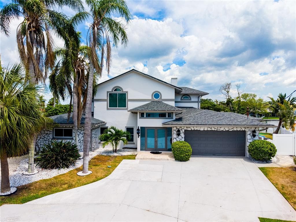 4124 HARBOR CIRCLE S