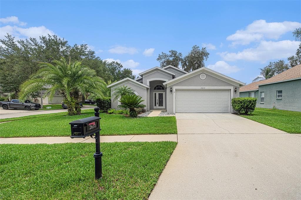 2631 ALLWOOD AVENUE VALRICO, FL 33596