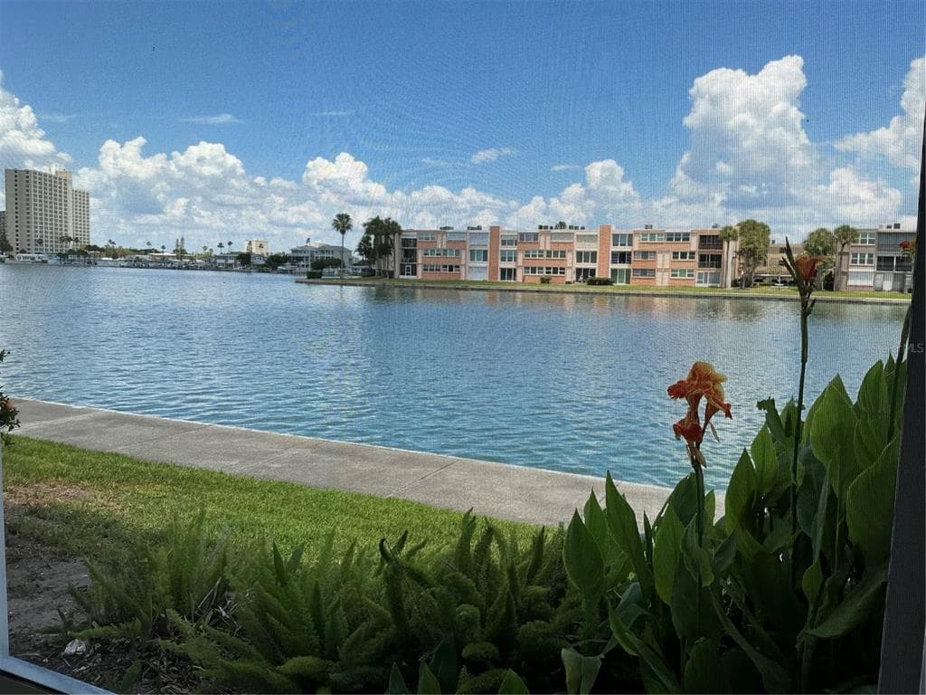 7645 SUN ISLAND DRIVE S UNIT 101