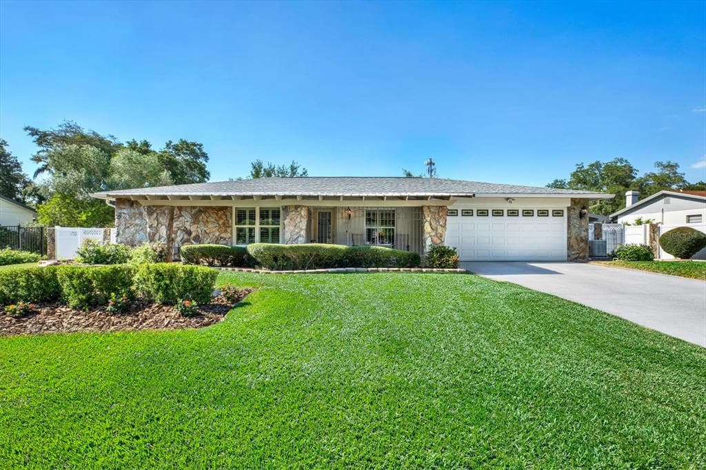 6625 BAYBROOKS CIRCLE TAMPA, FL 33617