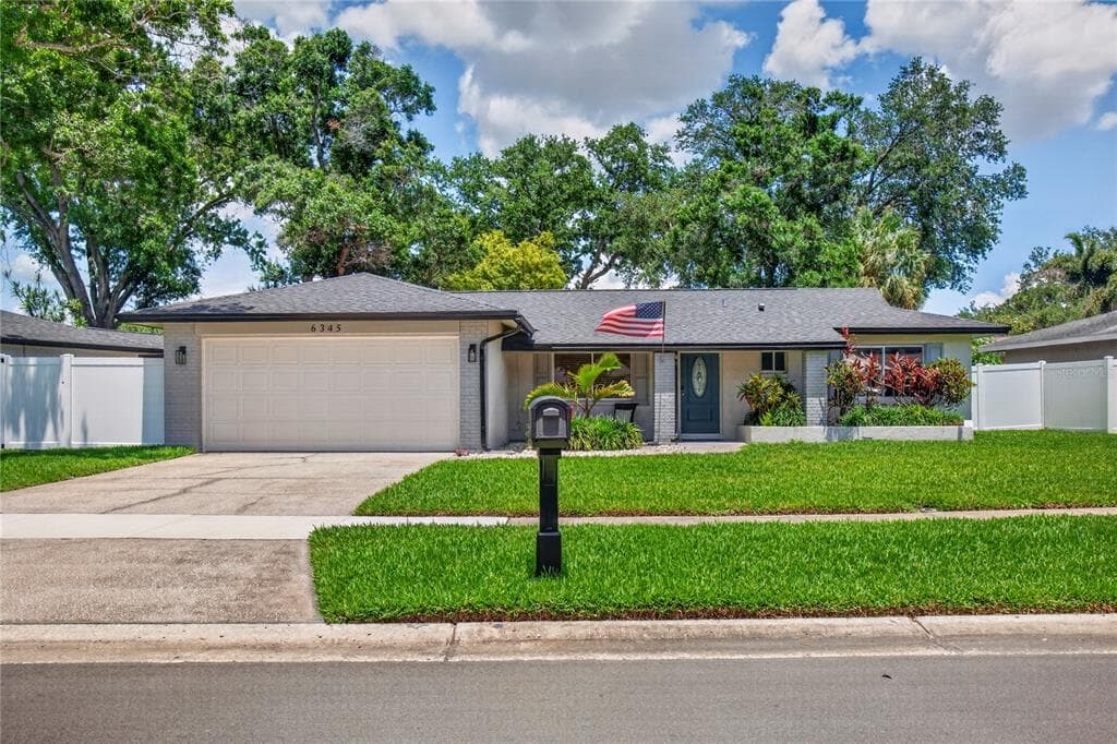 6345 WOODLAND BOULEVARD N PINELLAS PARK, FL 33781