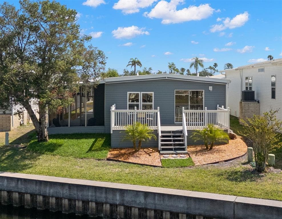 6852 MOUNT QUINCY DRIVE NE UNIT 351 ST PETERSBURG, FL 33702