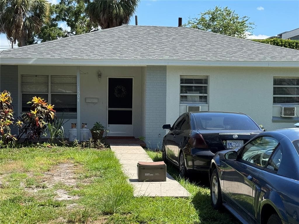 1504 W GRACE STREET