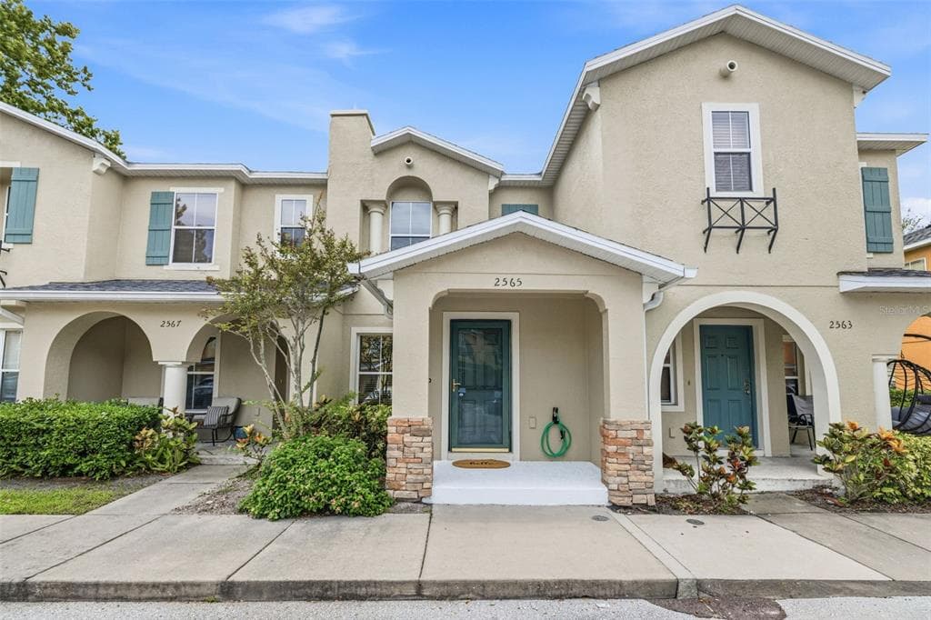 2565 HIDDEN COVE LANE CLEARWATER, FL 33763