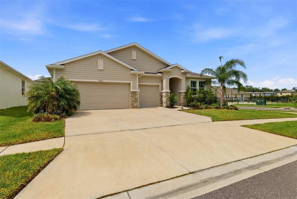 32337 CONCHSHELL SAIL STREET