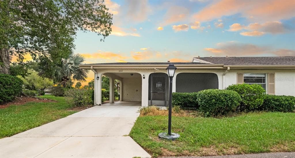 1602 HOVINGTON CIRCLE SUN CITY CENTER, FL 33573