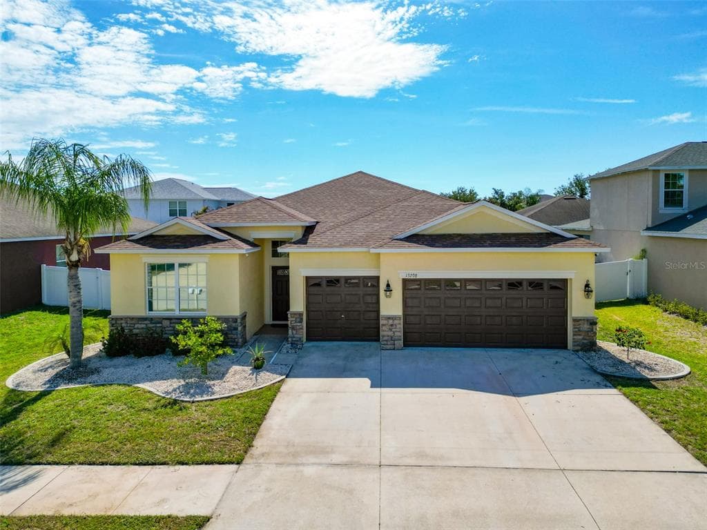 13208 GRAHAM YARDEN DRIVE RIVERVIEW, FL 33579