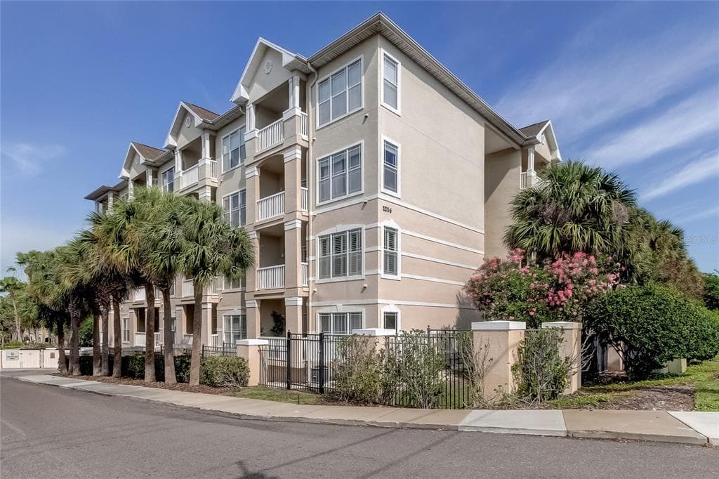 1216 S MISSOURI AVENUE UNIT 220