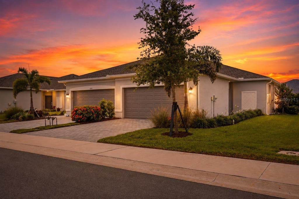 8710 SAINT KITTS CIRCLE ENGLEWOOD, FL 34224