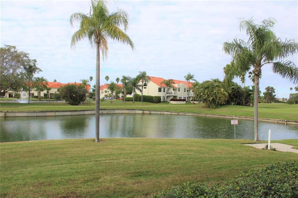 6077 BAHIA DEL MAR BOULEVARD UNIT 120 ST PETERSBURG, FL 33715