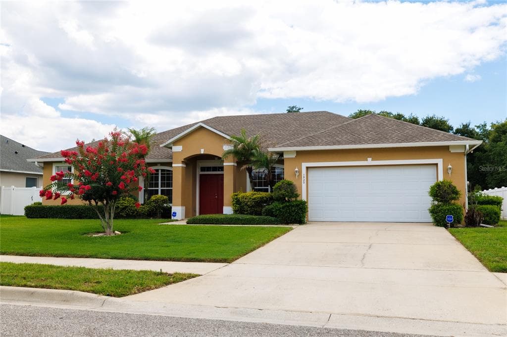 1520 MISTFLOWER LANE WINTER GARDEN, FL 34787