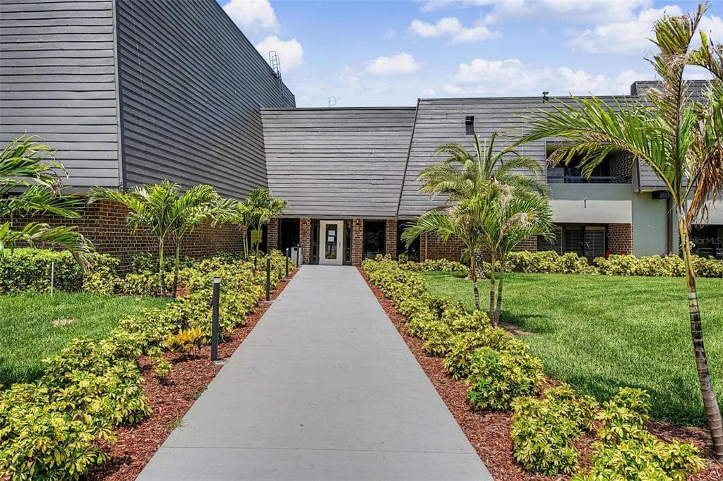 36750 US HIGHWAY 19 N UNIT 4-224 PALM HARBOR, FL 34683