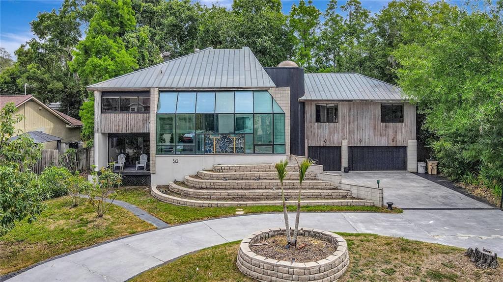 312 S RIVERHILLS DRIVE