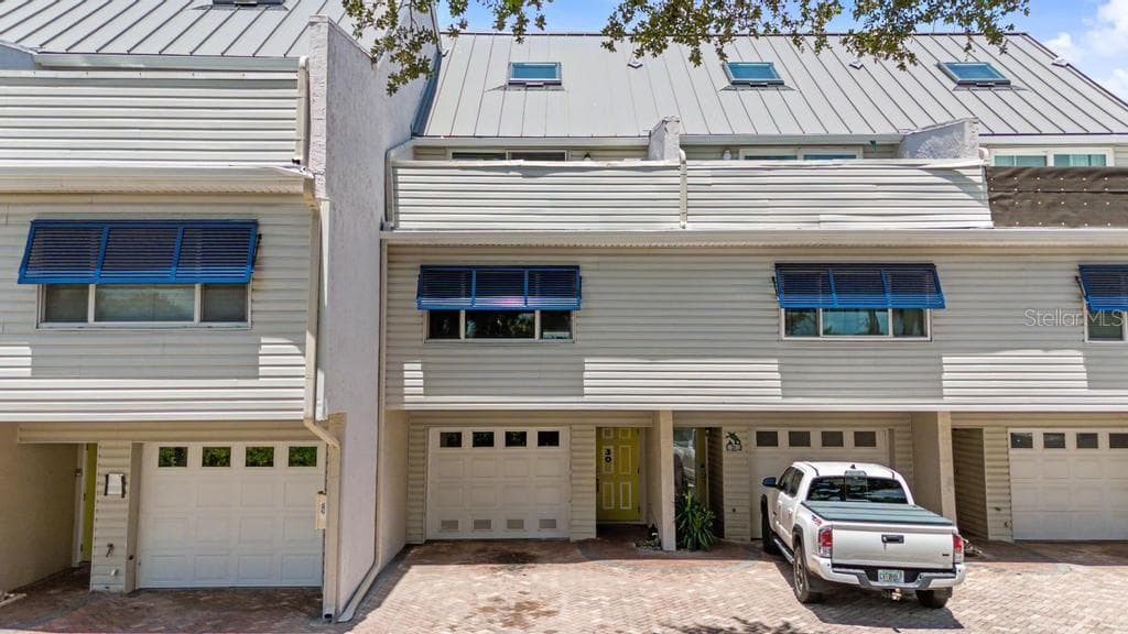 1375 PINELLAS BAYWAY UNIT 30