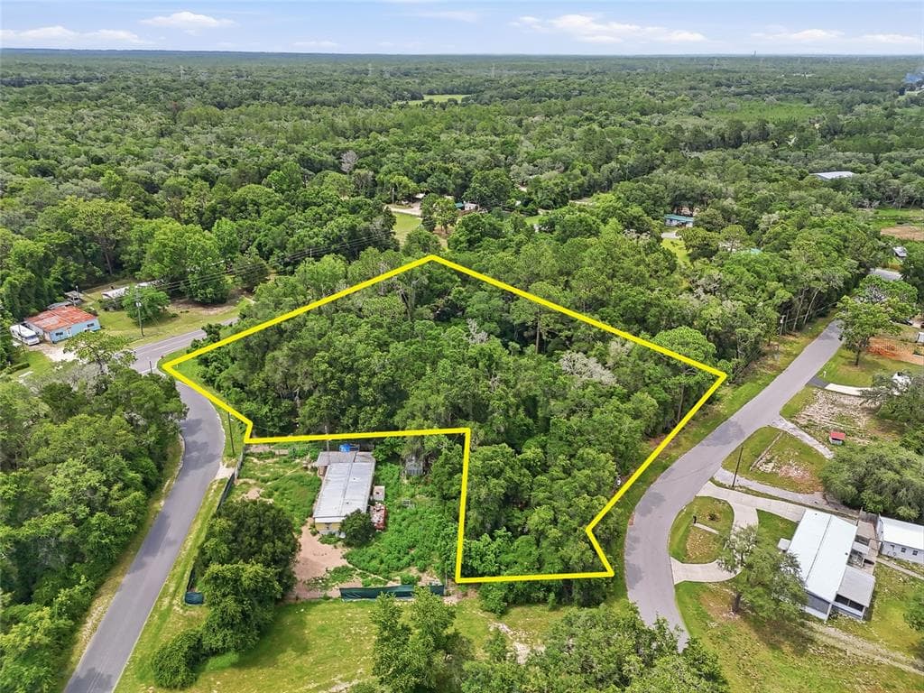 7002 N CASTLEBURY HERNANDO, FL 34442