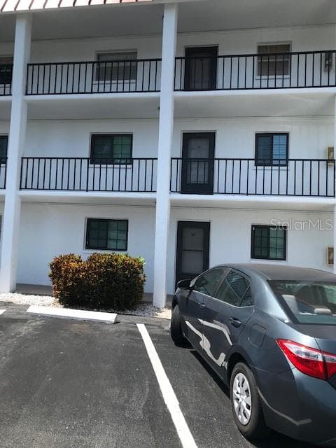 10530 77TH TERRACE UNIT 323