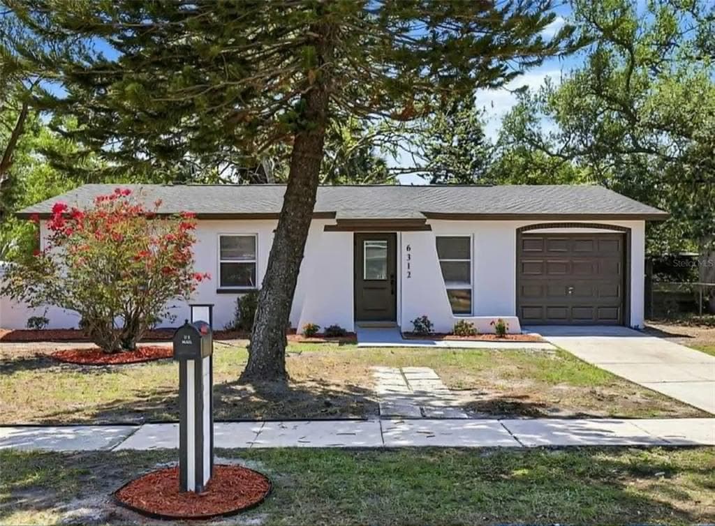 6312 S LANSDALE CIRCLE TAMPA, FL 33616