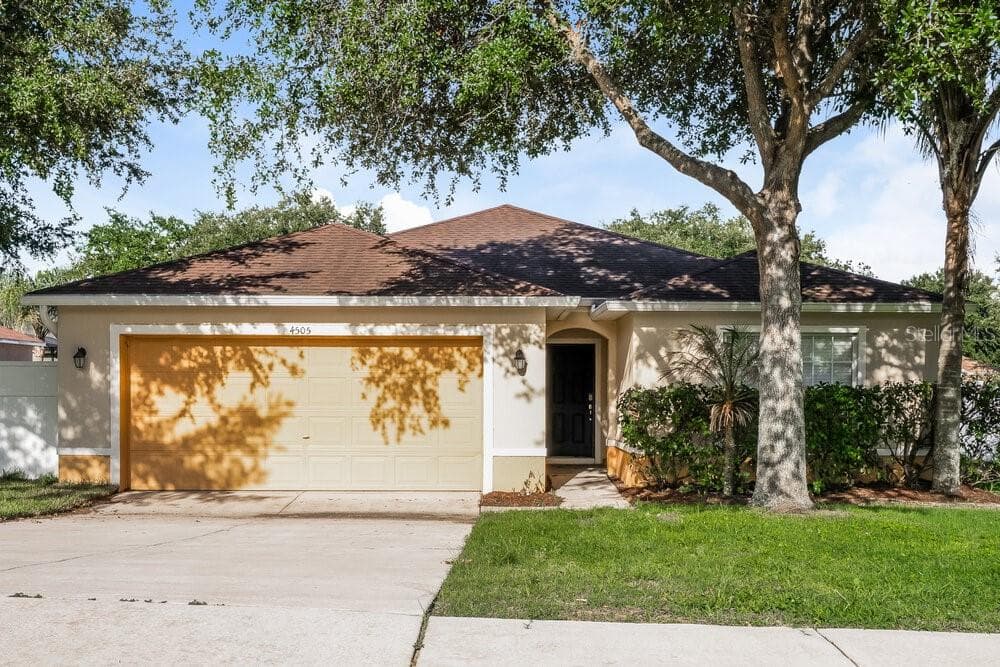 4505 BARBADOS LOOP CLERMONT, FL 34711