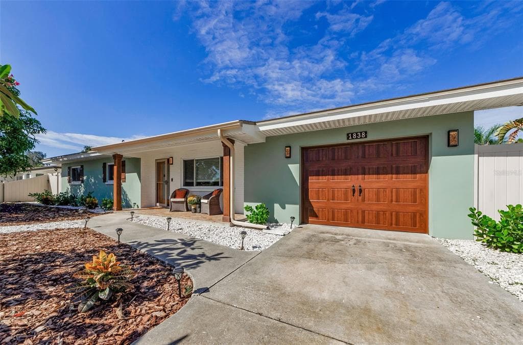 1838 LOMBARDY DRIVE CLEARWATER, FL 33755