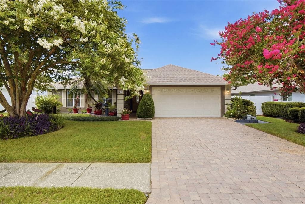 5113 PENNSBURY DRIVE