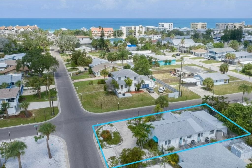 202 12TH AVENUE INDIAN ROCKS BEACH, FL 33785