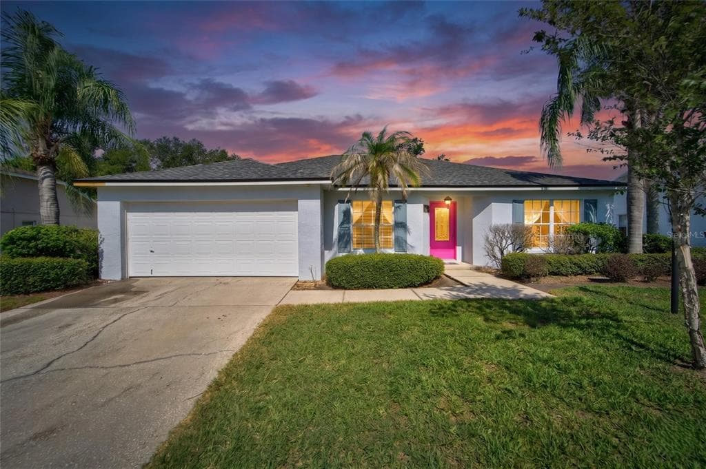 692 JESSANDA CIRCLE