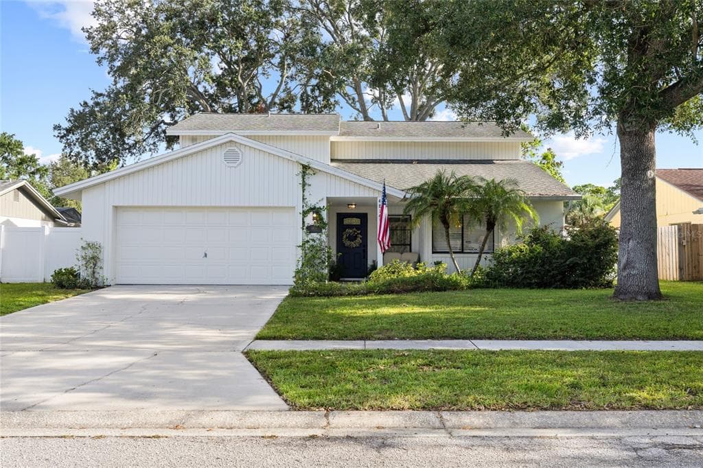 4814 FOX HUNT DR