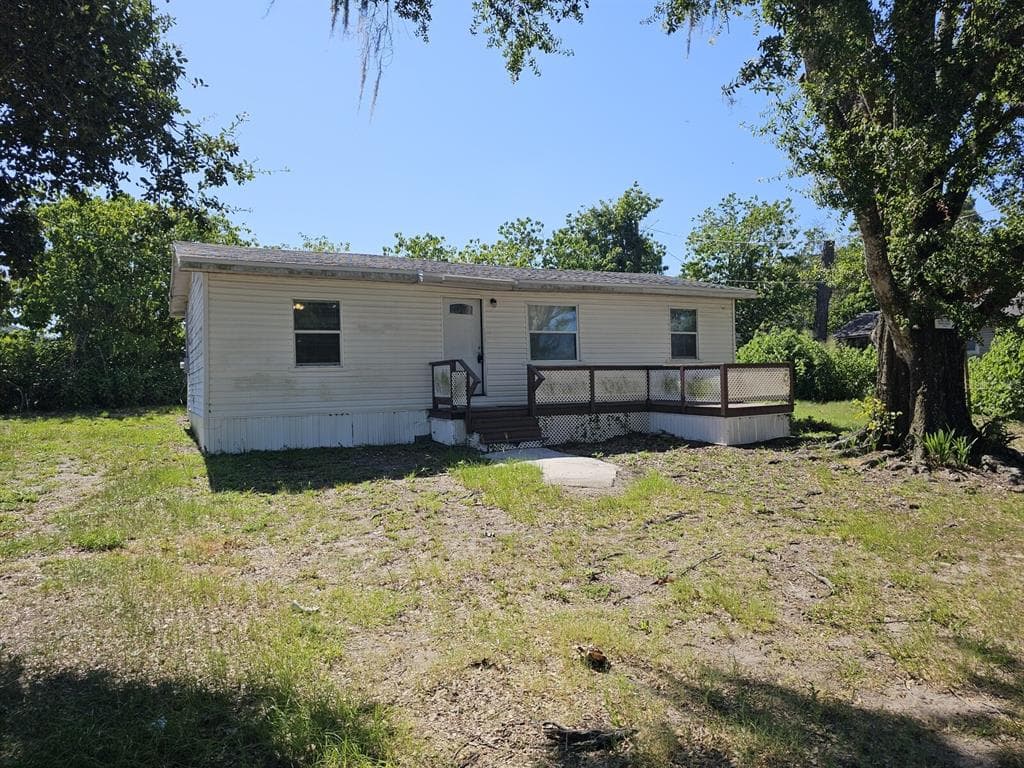 815 N DAVIS AVENUE LAKELAND, FL 33815