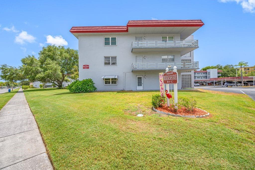 5660 80TH STREET N UNIT B101