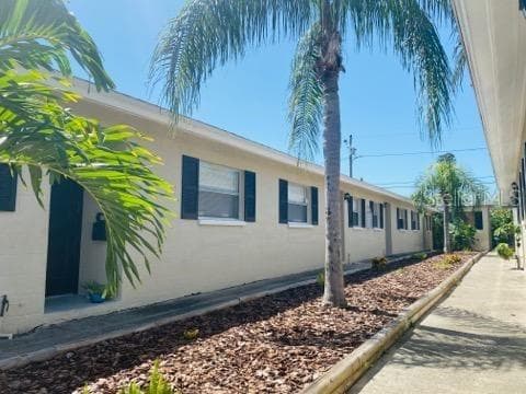 646 88TH AVENUE N UNIT 6