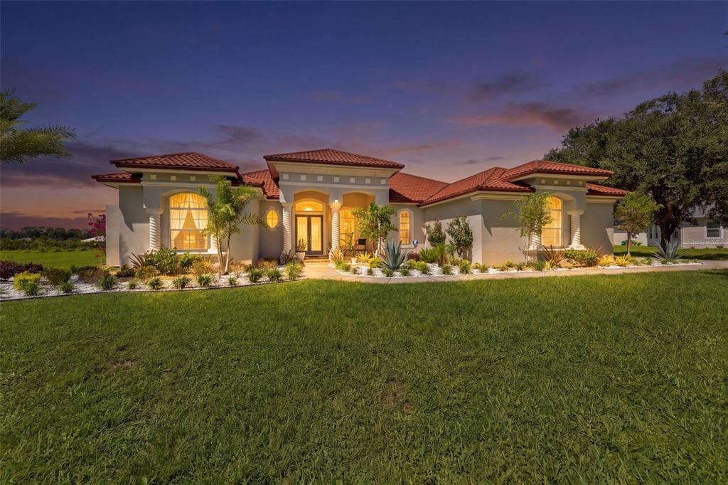 24355 HIDEOUT TRAIL