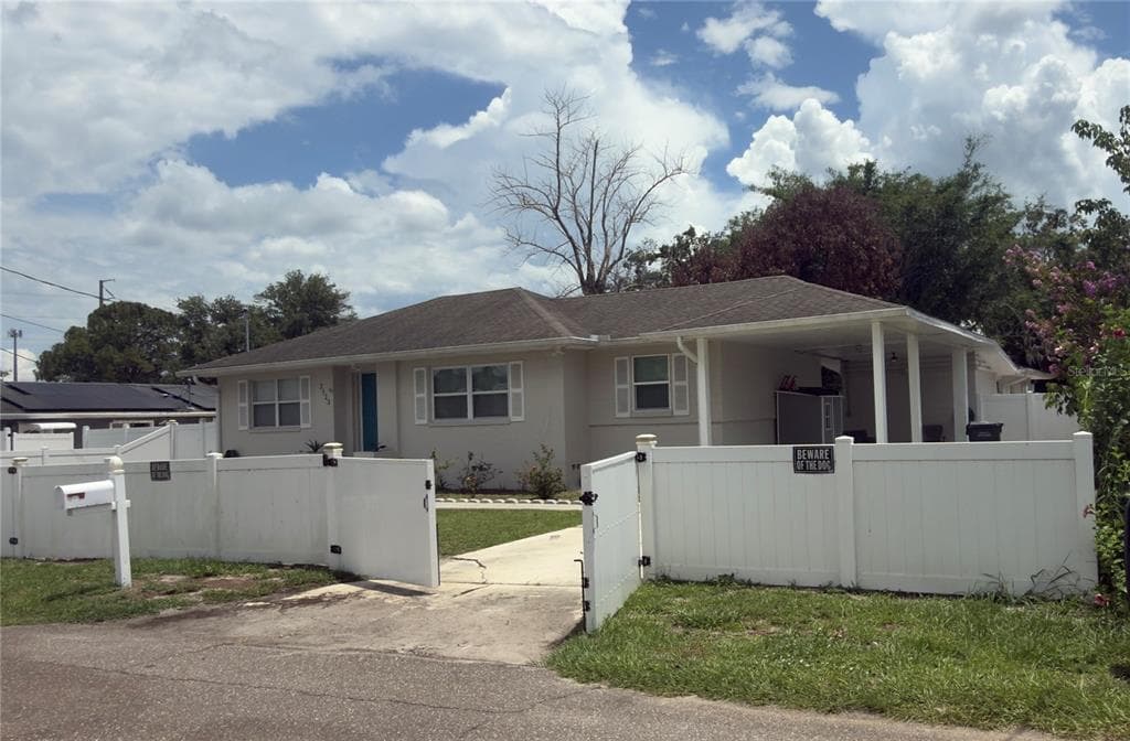2523 WEBER STREET