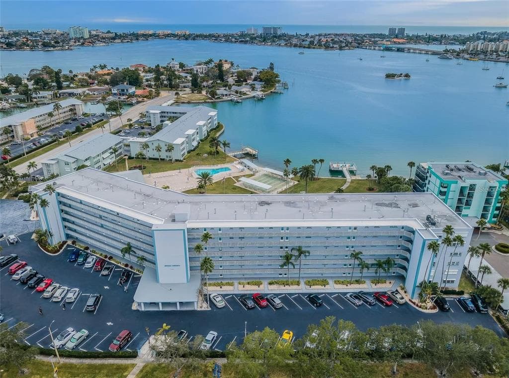 1868 SHORE DRIVE S UNIT 102