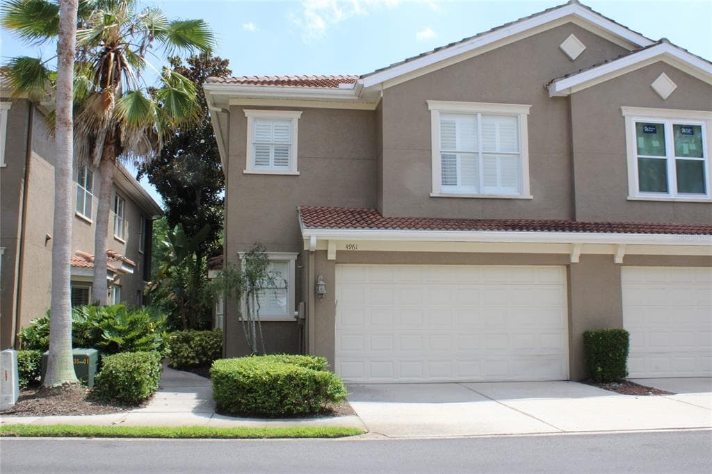 4961 ANNISTON CIRCLE TAMPA, FL 33647