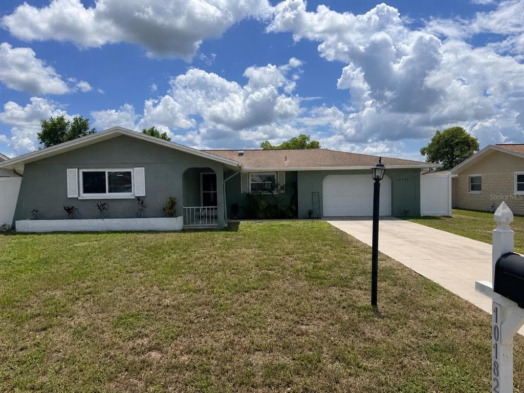 10124 HOLLY DRIVE