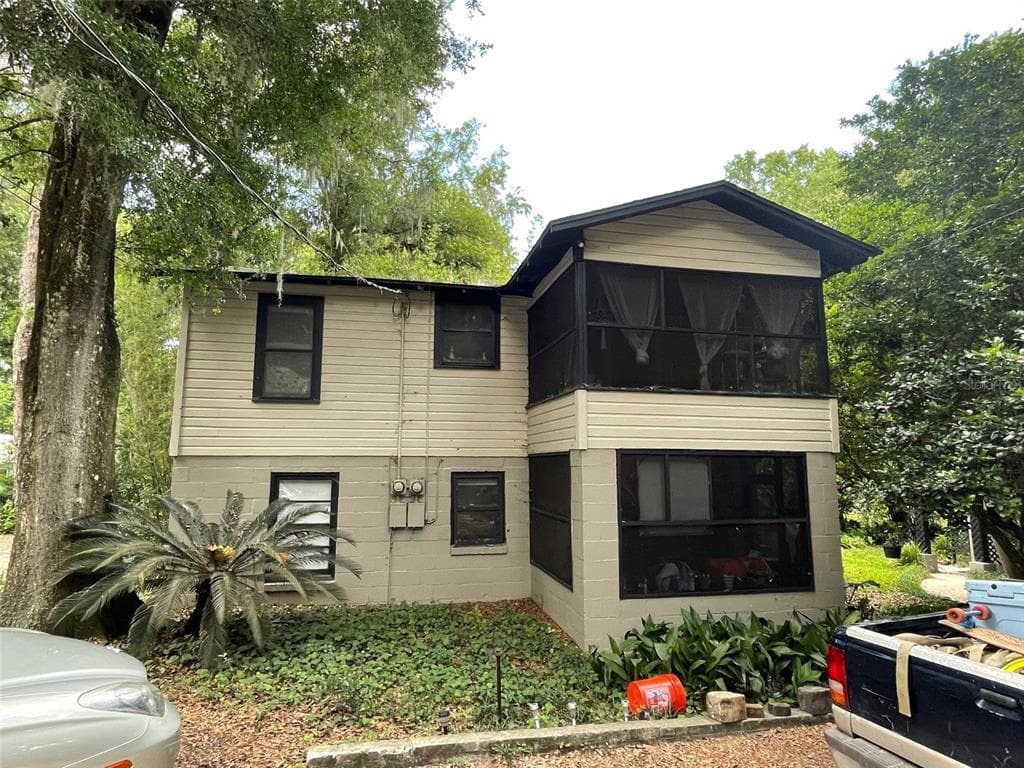 3202 NW 14TH STREET