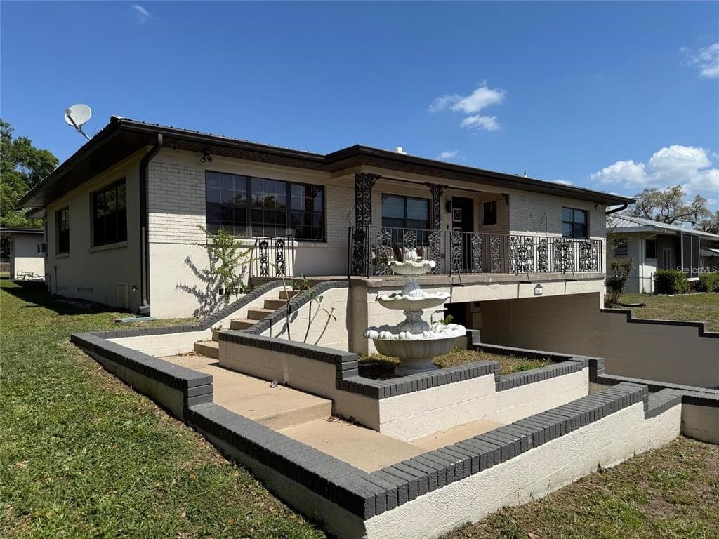 5418 RIVERHILLS DRIVE