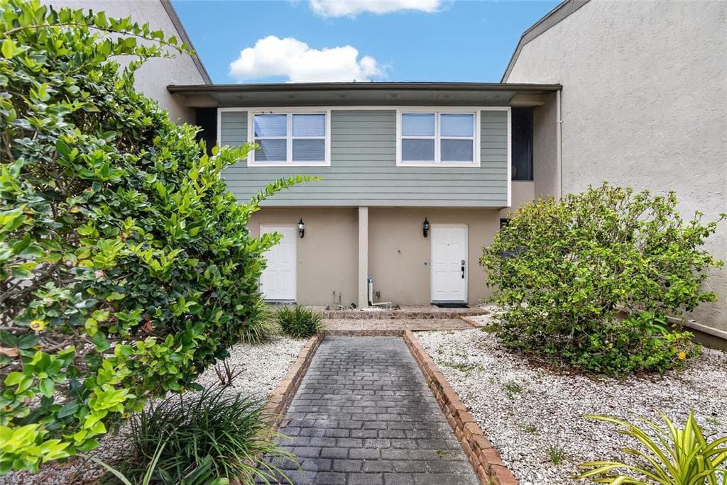 1028 APOLLO BEACH BOULEVARD UNIT 11